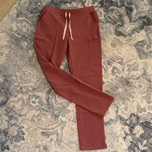 Figs Women’s Yola Skinny Scrub Pant Mauve Medium Tall